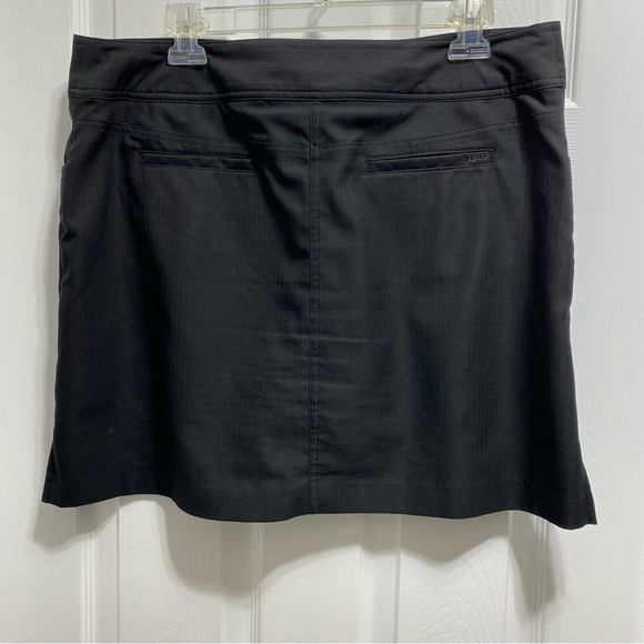 2 Izod Black & Cream Tennis Skirts Size 12 Deep Front Pockets Zippers Size 12 - Picture 8 of 16